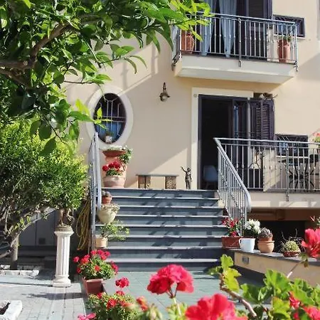 Atrium Holiday home